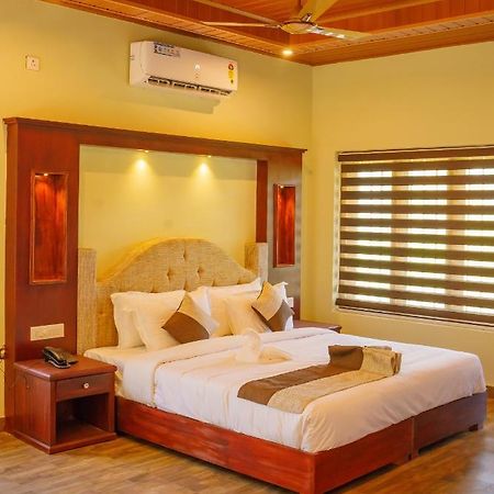 Carmel Tourism Village Kotamangalam Exterior photo